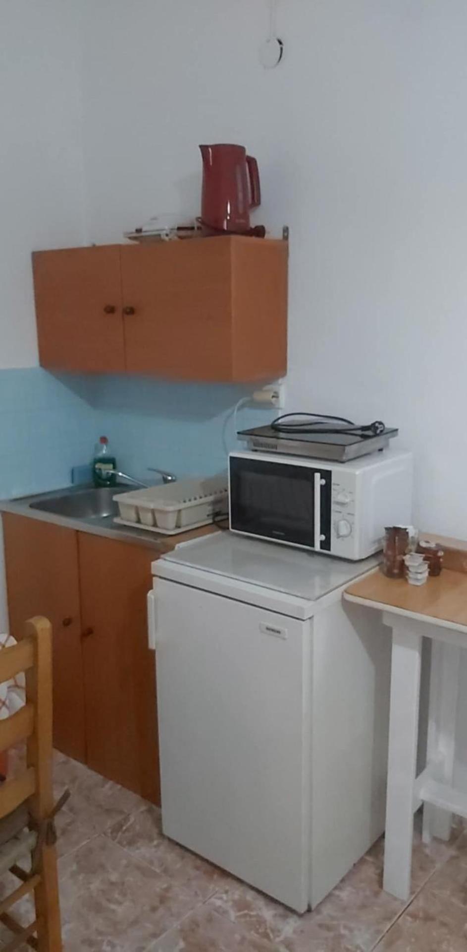 Kostas Studios Apartments - Ενοικιαζόμενα Δωμάτια Με Κουζινάκι Мирина Екстериор снимка