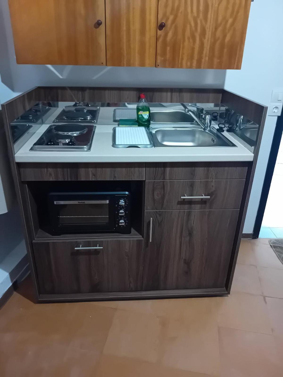 Kostas Studios Apartments - Ενοικιαζόμενα Δωμάτια Με Κουζινάκι Мирина Екстериор снимка
